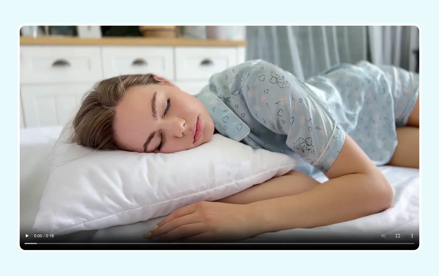 Video of real pillow use on the shop's home page